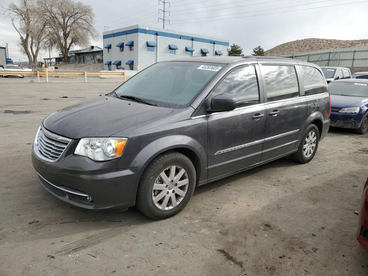 2015 Chrysler Town & Country - Image 1