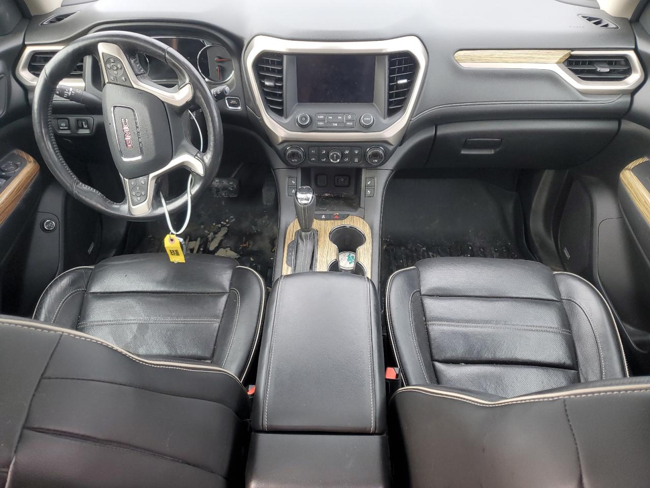2017 GMC Acadia - Image 8
