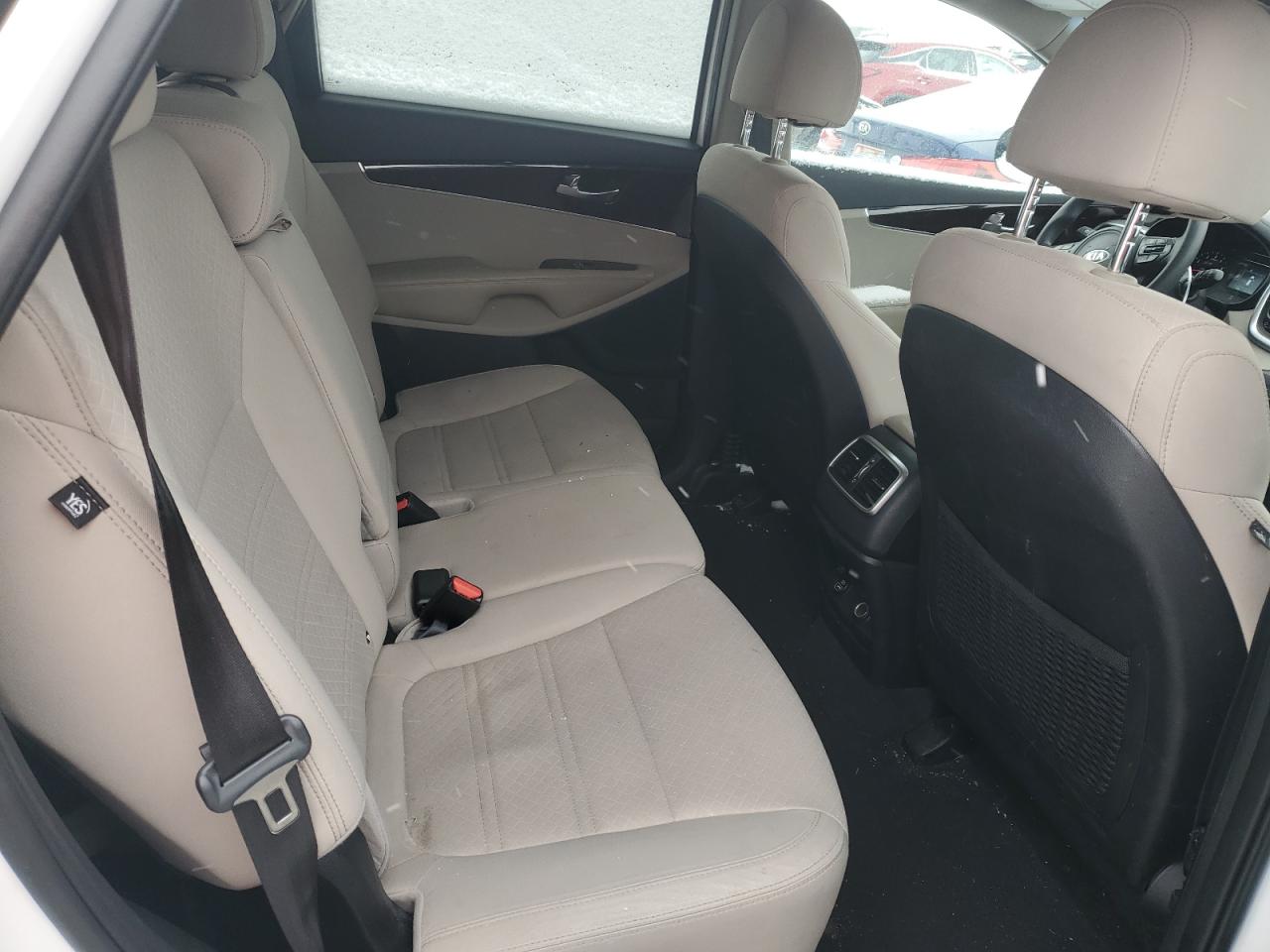 2018 Kia Sorento - Image 10