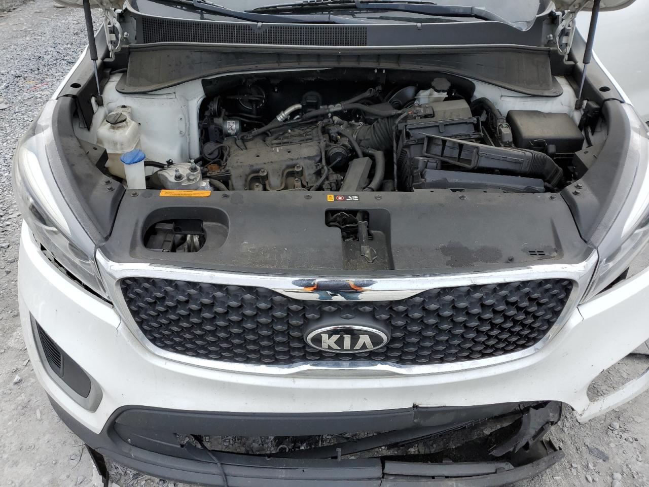 2016 Kia Sorento - Image 12