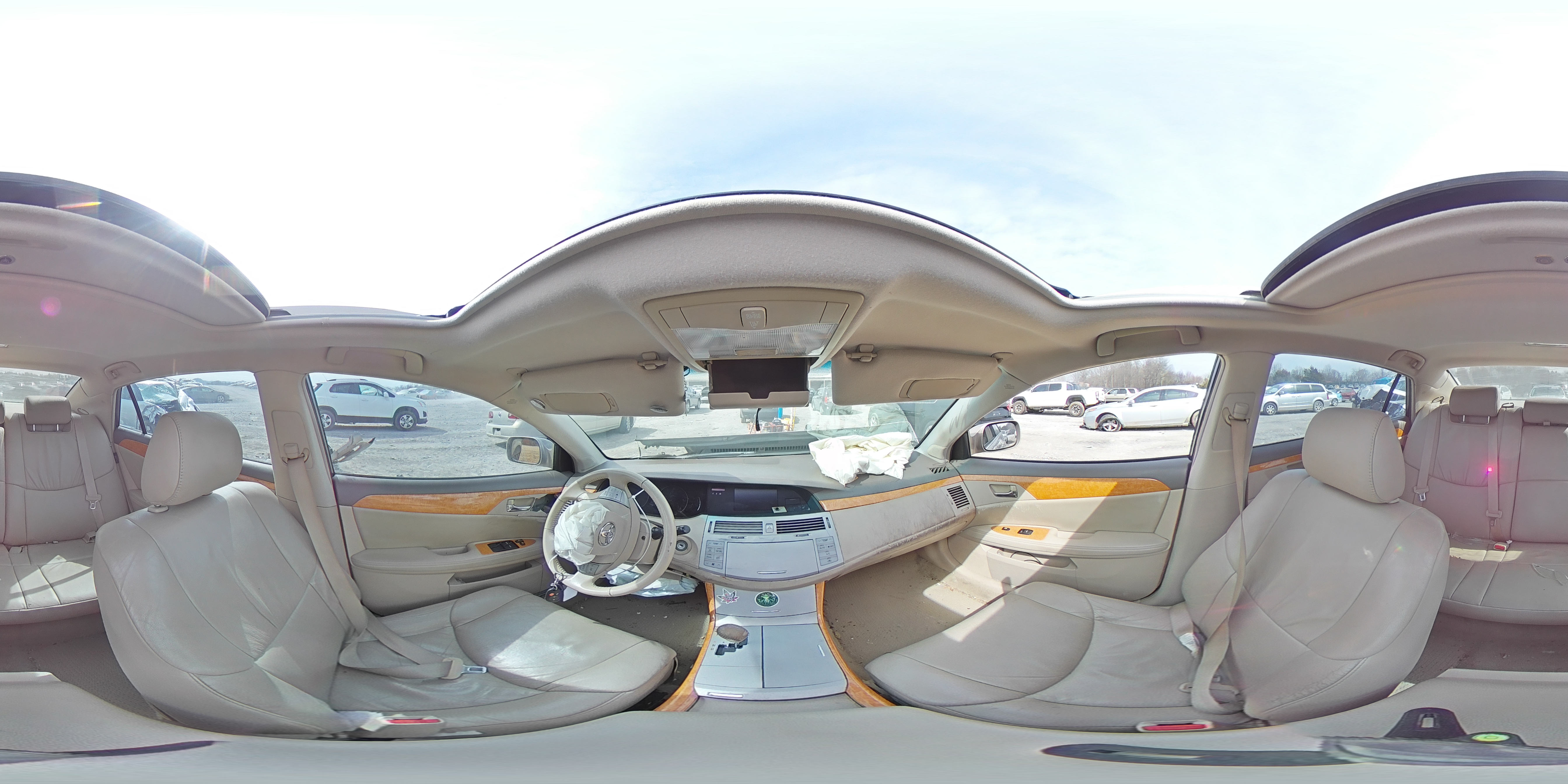 2005 Toyota Avalon - Image 12