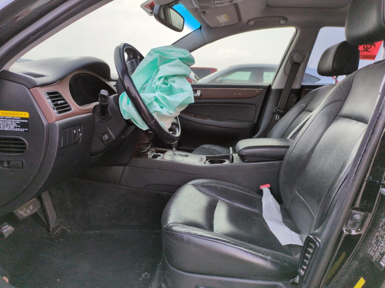2009 Hyundai Genesis - Image 7