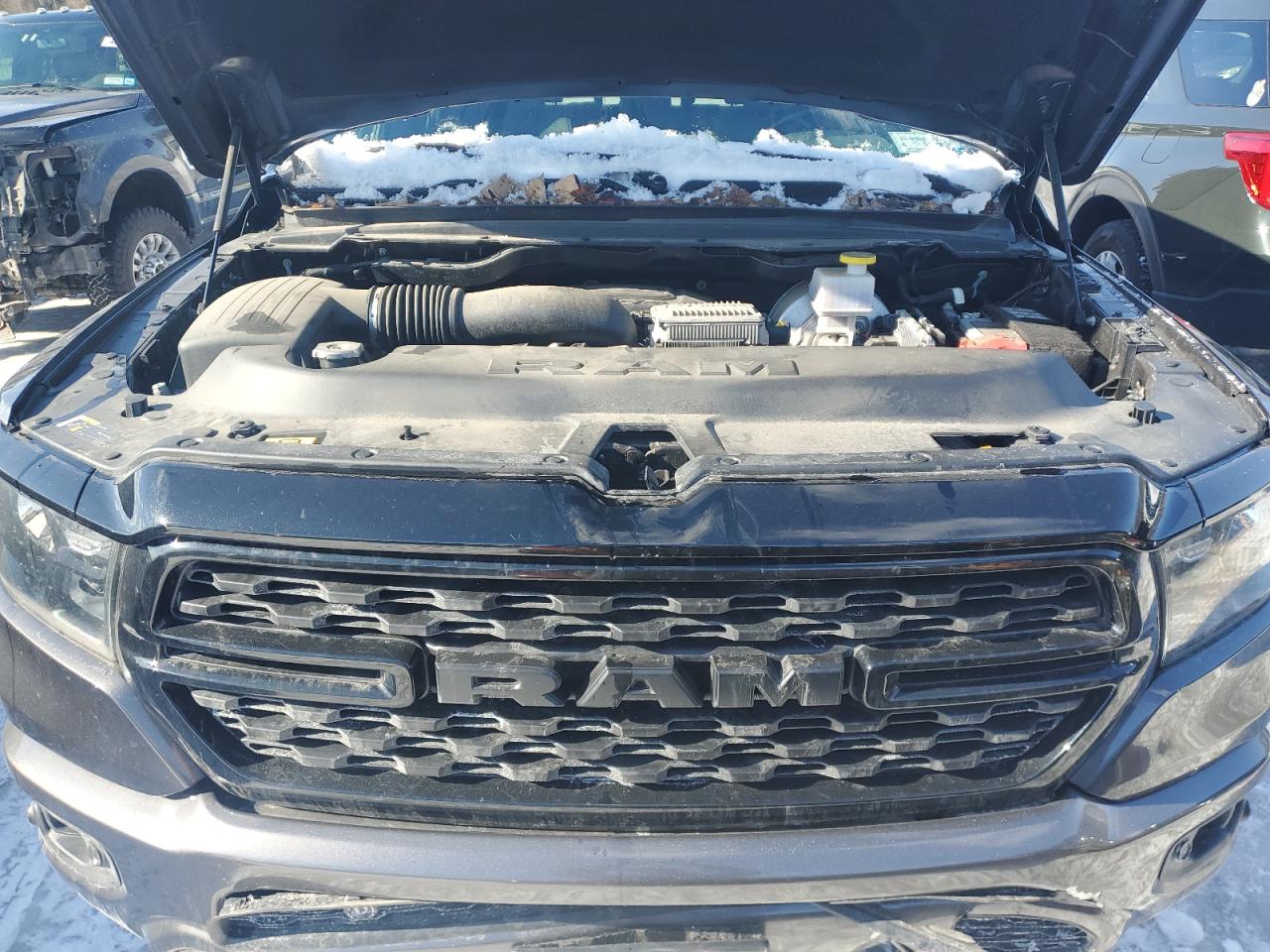 2022 RAM 1500 - Image 11