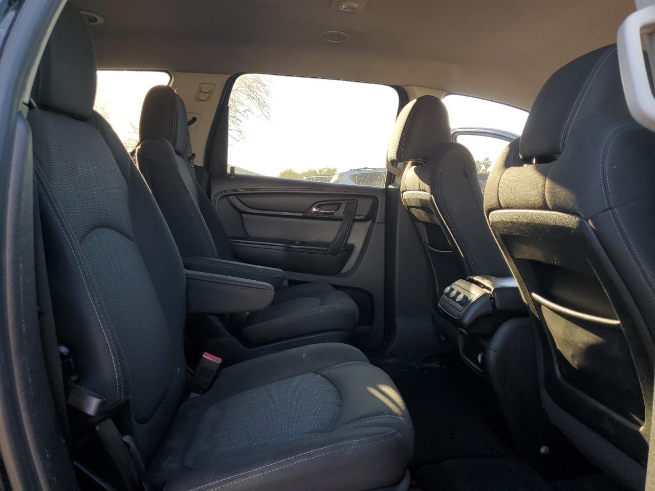 2013 Chevrolet Traverse - Image 11