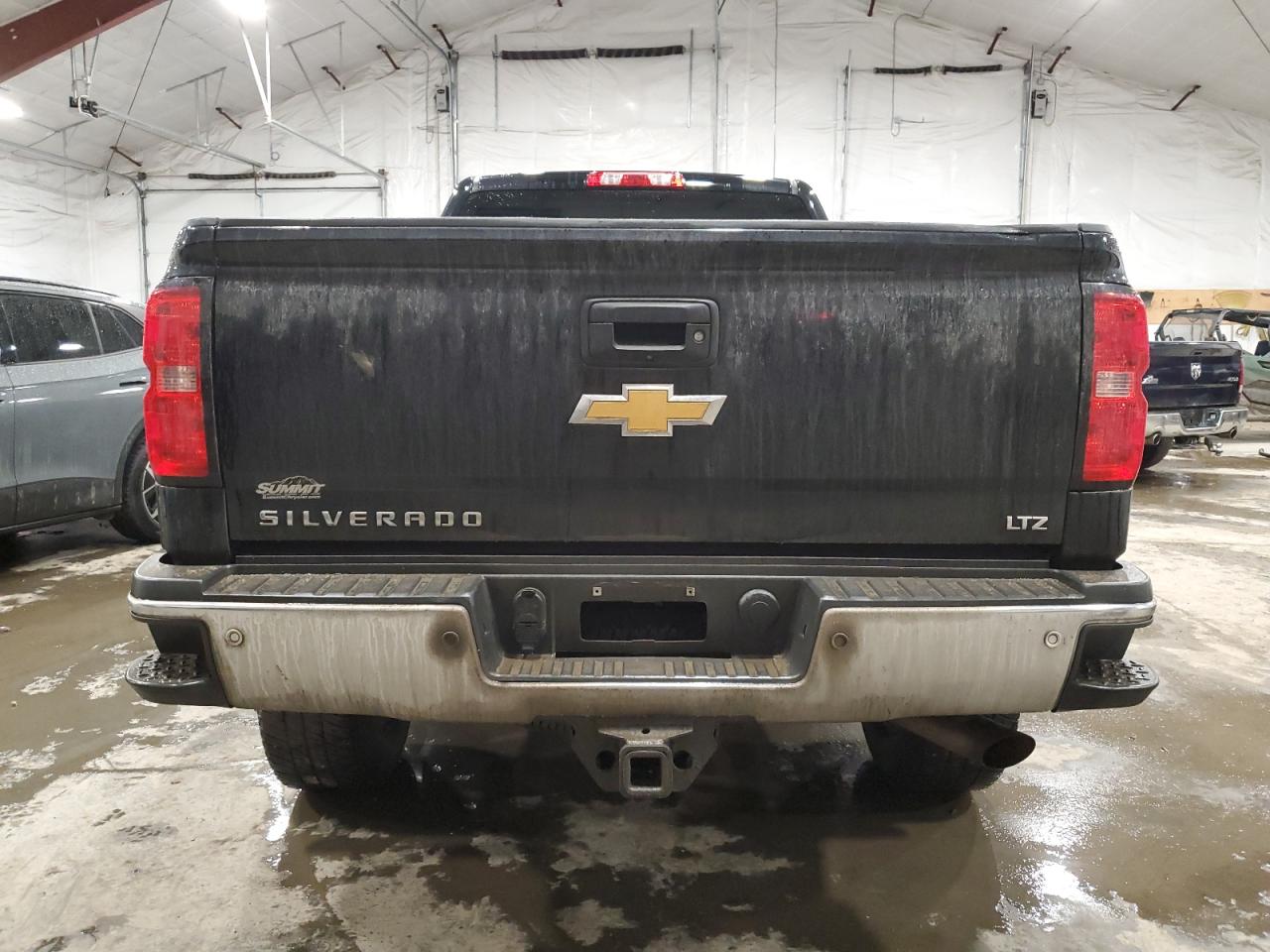 2017 Chevrolet Silverado - Image 6
