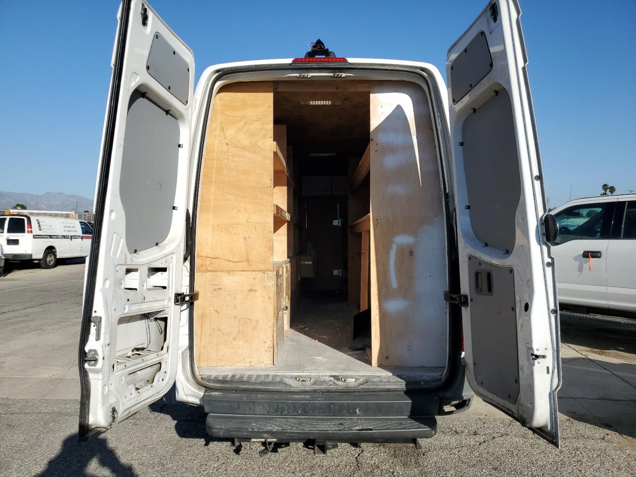2017 Mercedes-Benz Sprinter - Image 10