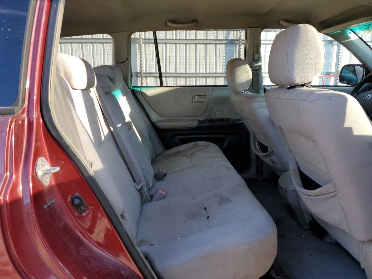 2005 Toyota Highlander - Image 12
