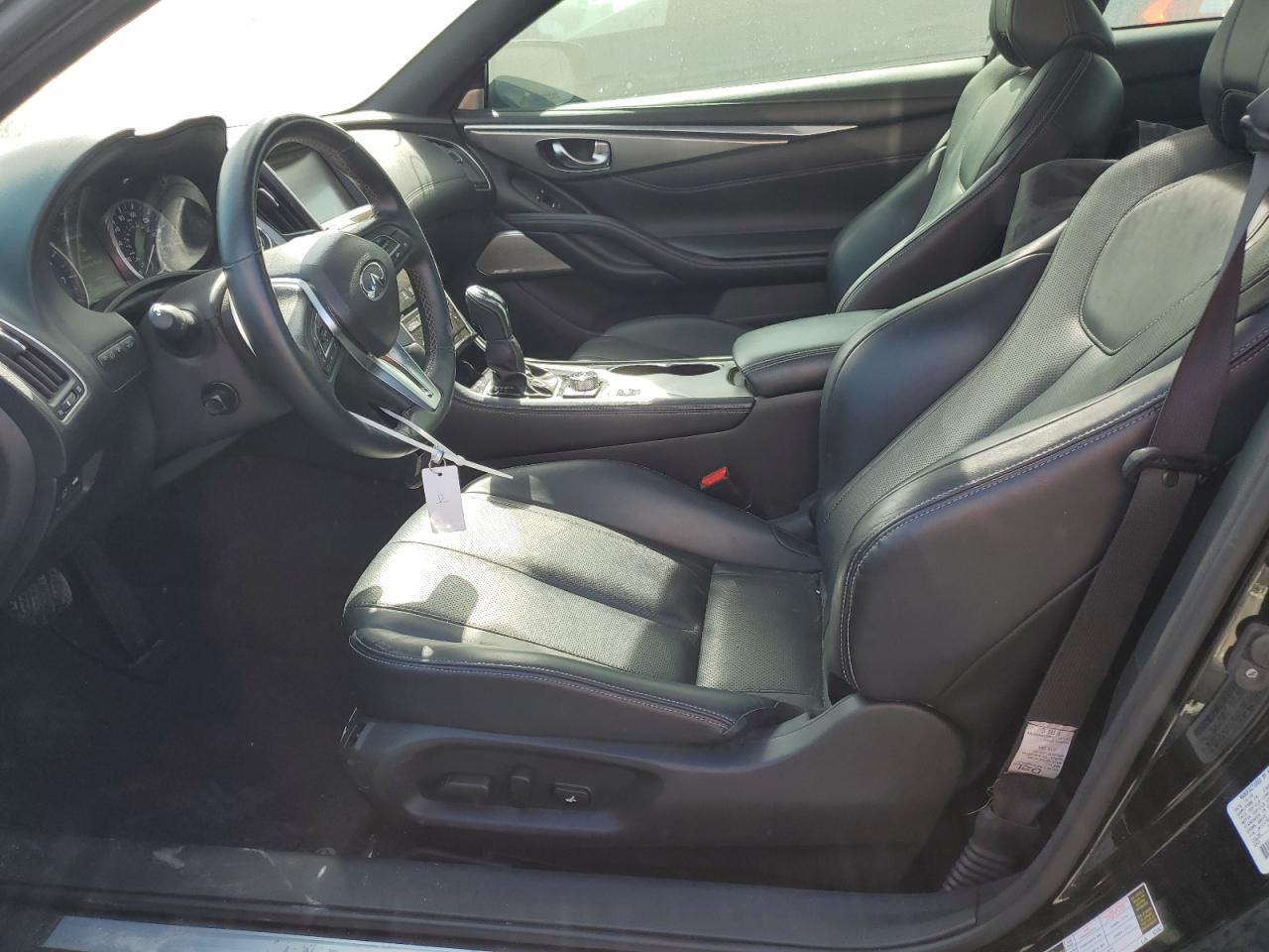 2017 Infiniti Q60 - Image 7