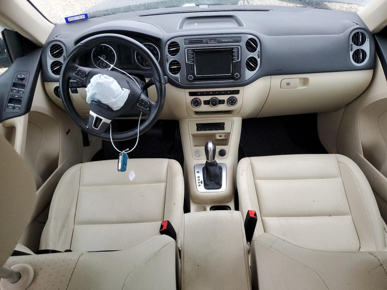 2016 Volkswagen Tiguan - Image 8