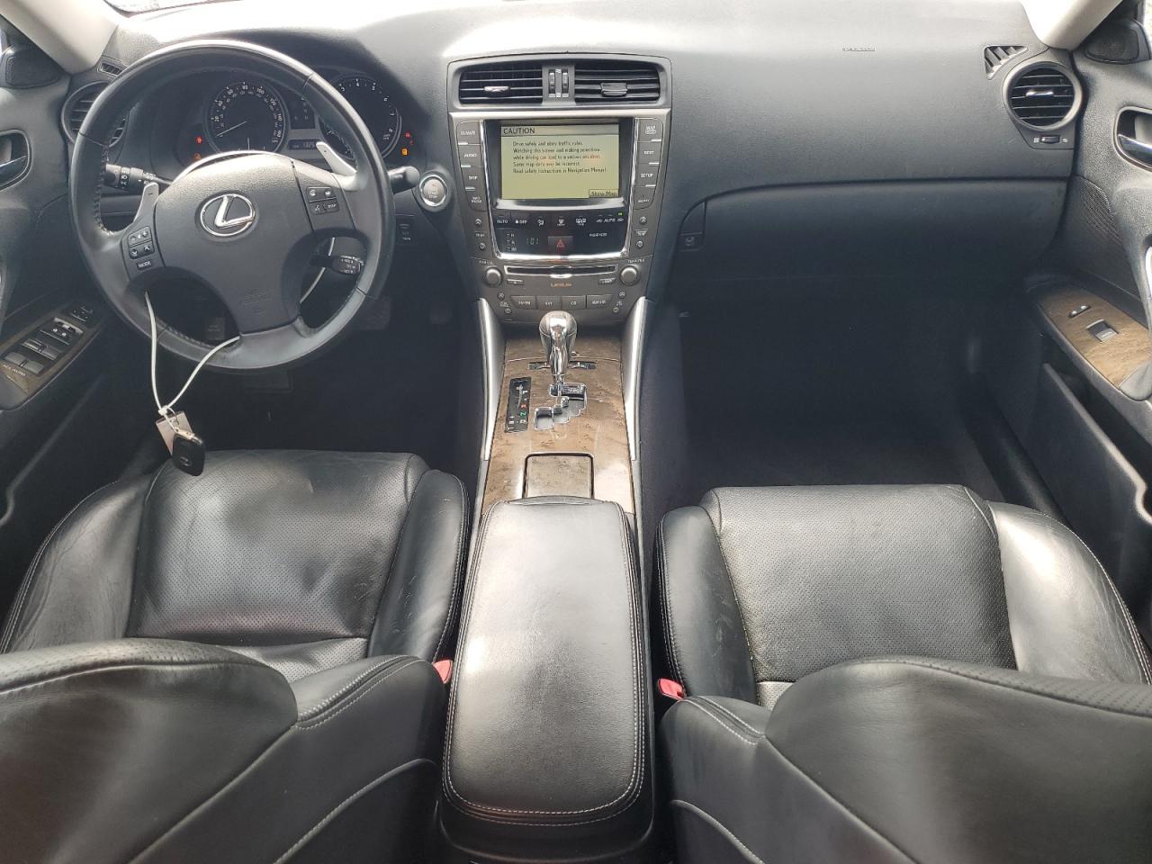 2010 Lexus IS - Image 8