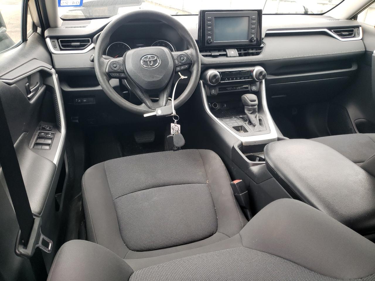 2019 Toyota RAV 4 - Image 8