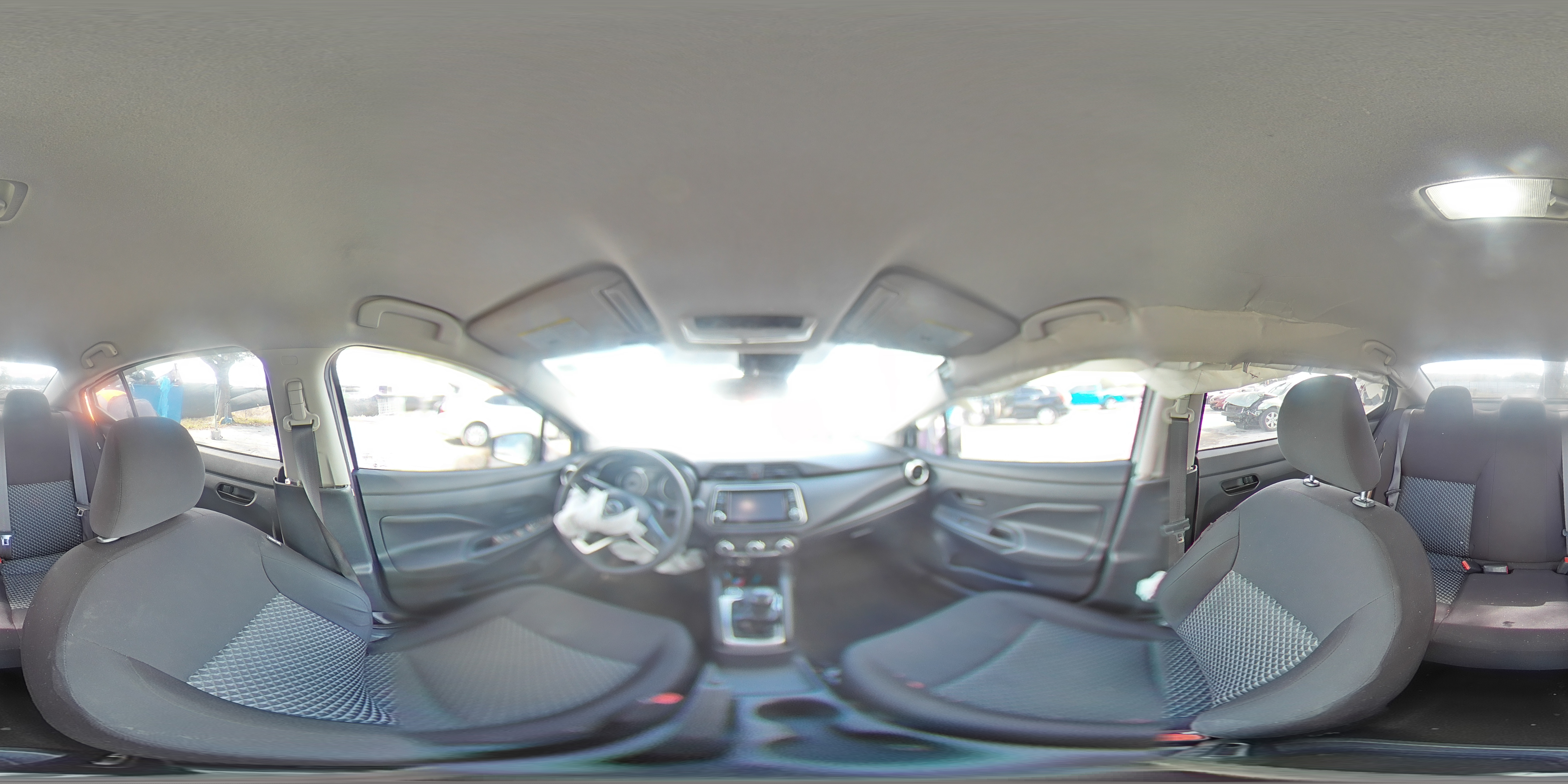 2021 Nissan Versa - Image 13