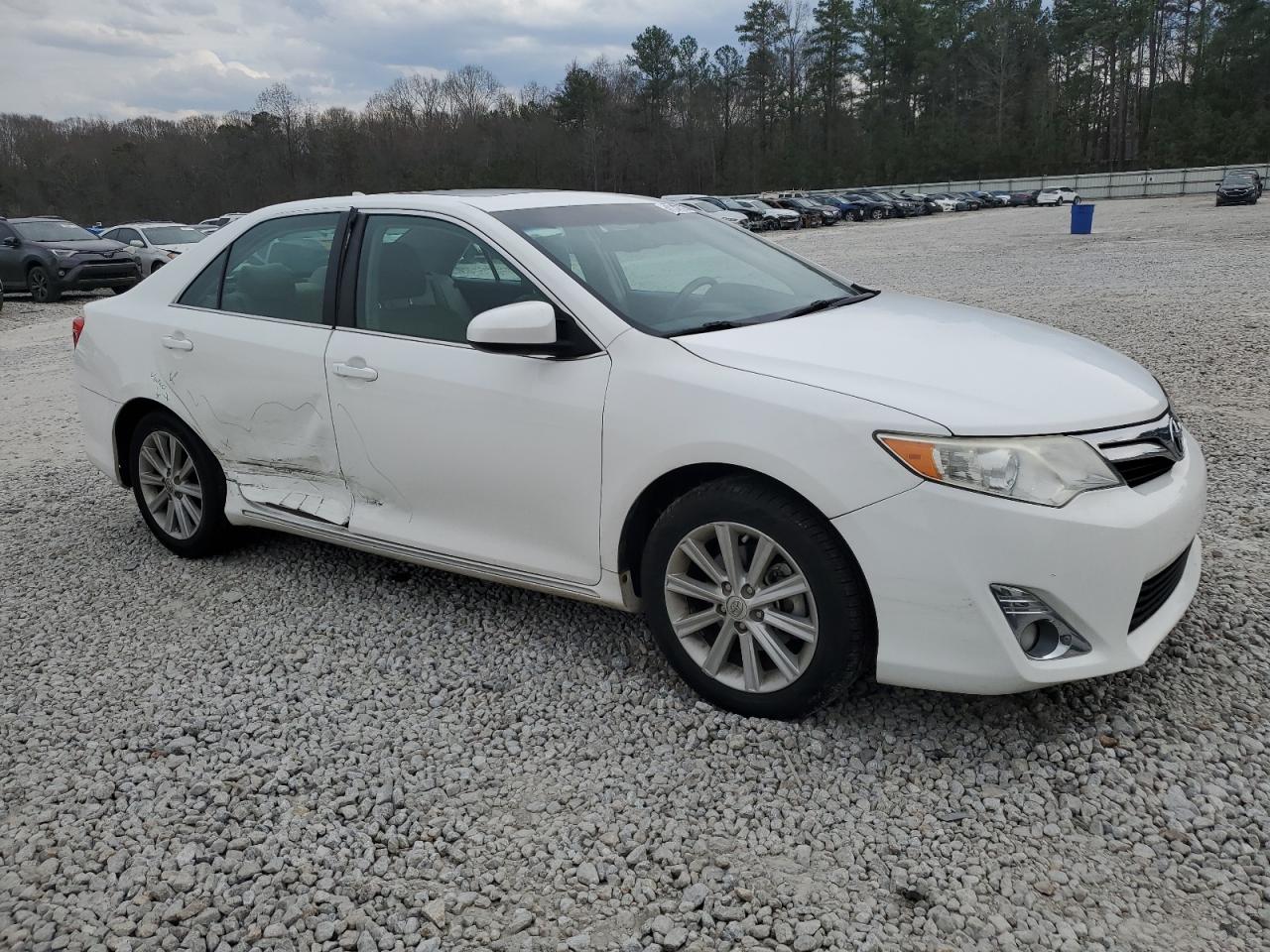 2013 Toyota Camry - Image 4