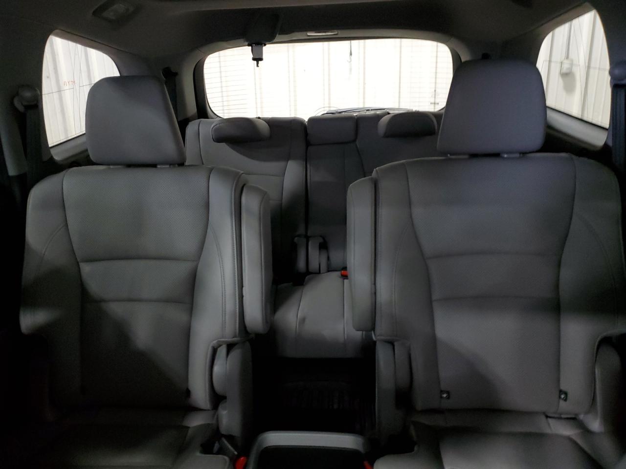 2017 Honda Pilot - Image 10