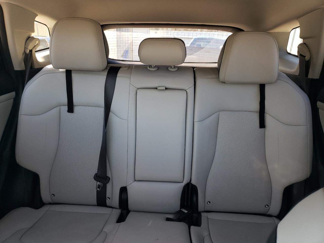 2023 Kia Sportage - Image 10