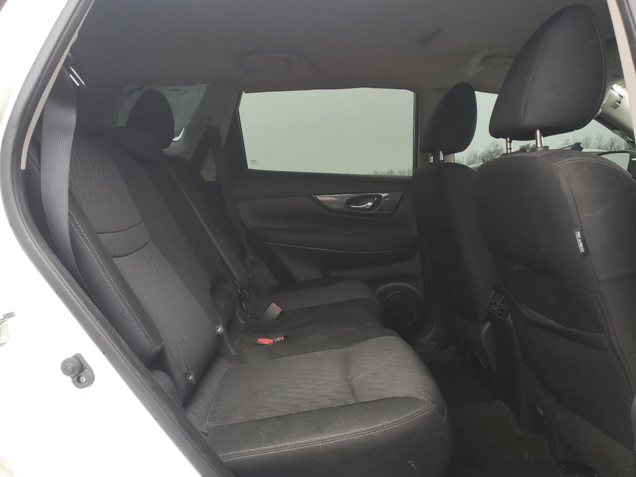 KNMAT2MT8JP611897 NISSAN ROGUE 2018