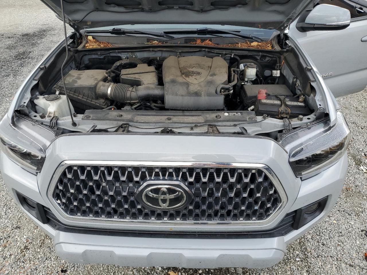 2019 Toyota Tacoma - Image 11