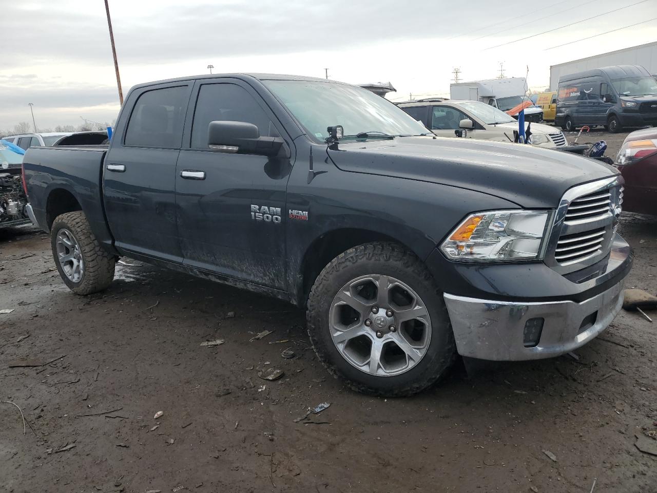 2015 RAM 1500 - Image 4