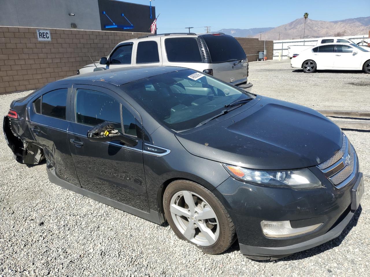 2015 Chevrolet Volt - Image 4