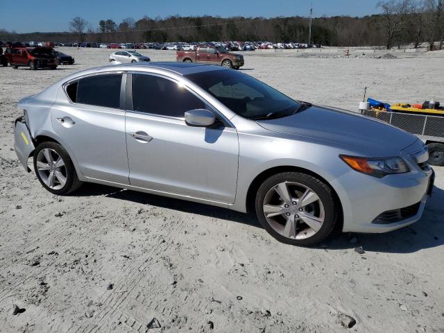 Седани ACURA ILX 2015 Сріблястий