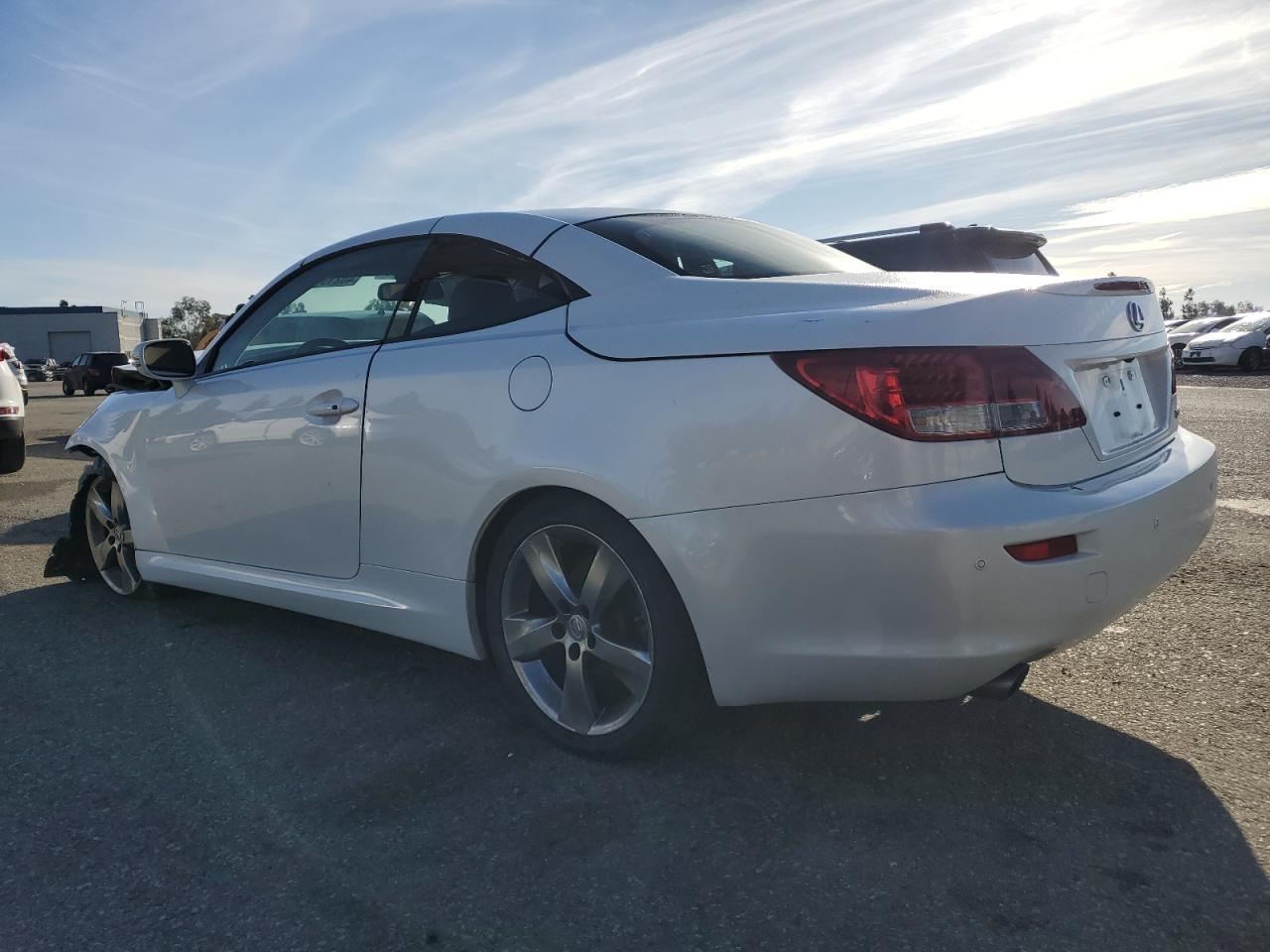 2011 Lexus IS - Image 2