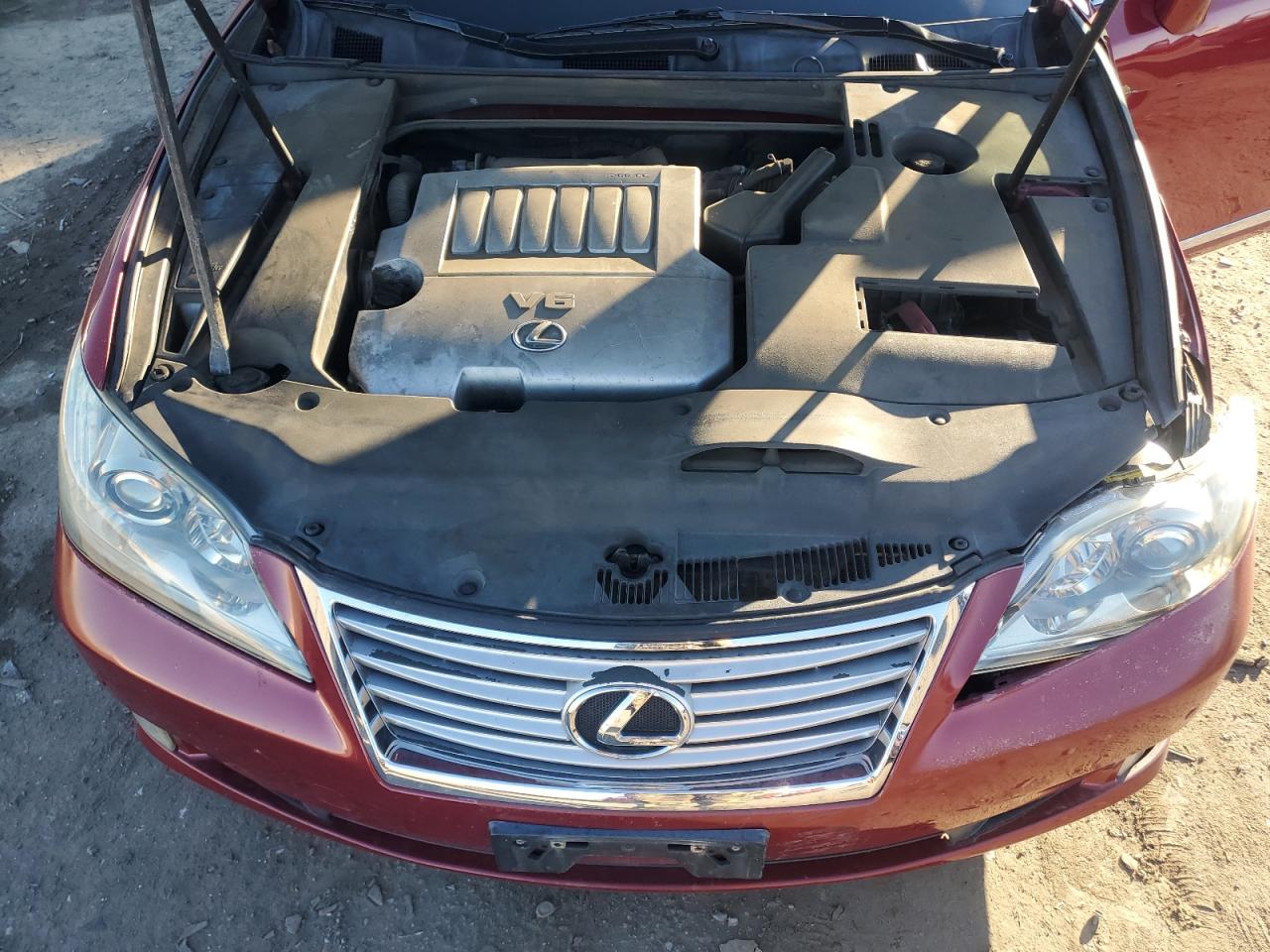 2010 Lexus ES - Image 11