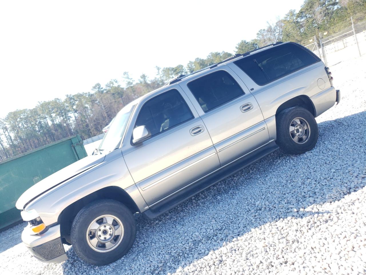 2001 Chevrolet Suburban - Image 1