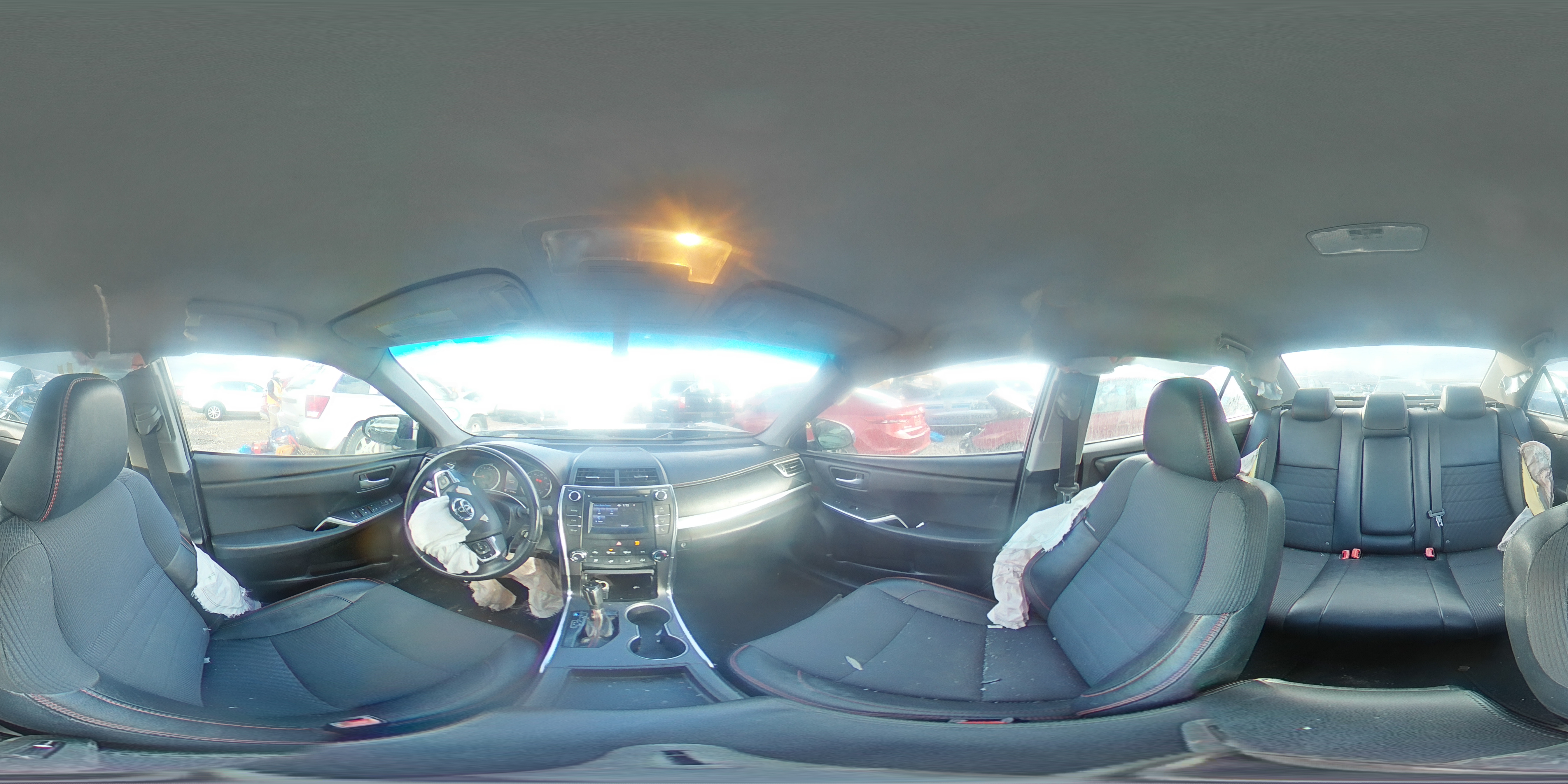 2016 Toyota Camry - Image 12