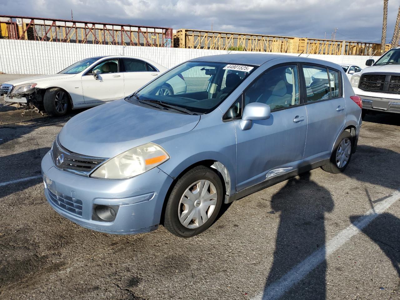 2010 Nissan Versa - Image 1
