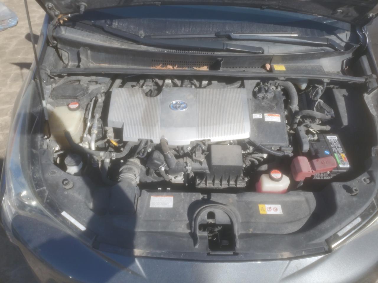 2016 Toyota Prius - Image 11