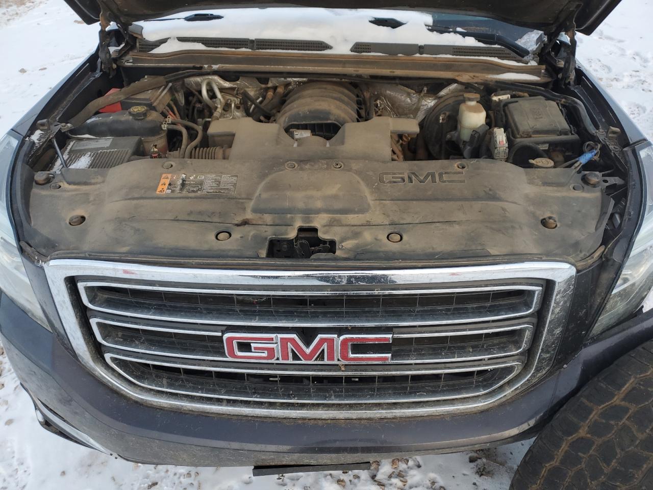 2017 GMC Yukon - Image 12
