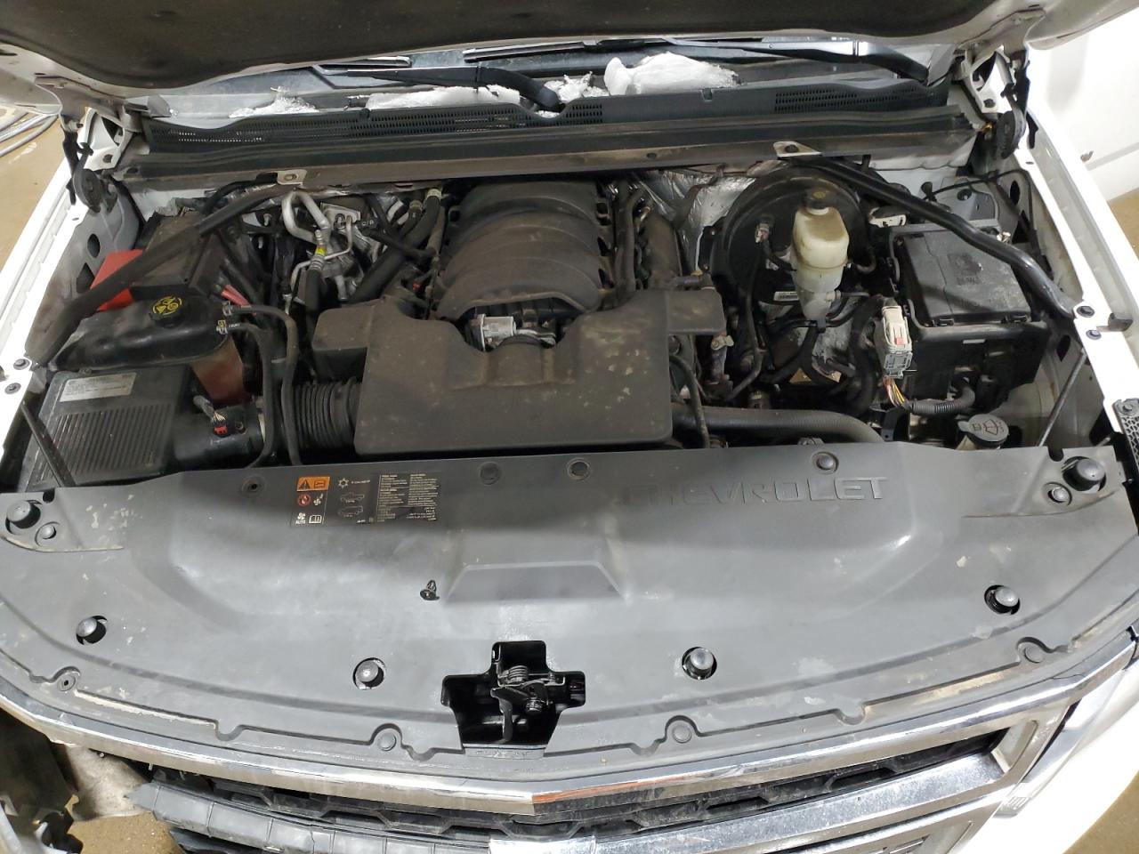 2016 Chevrolet Suburban - Image 14