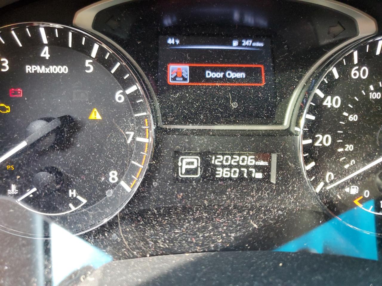 2015 Nissan Altima - Image 9