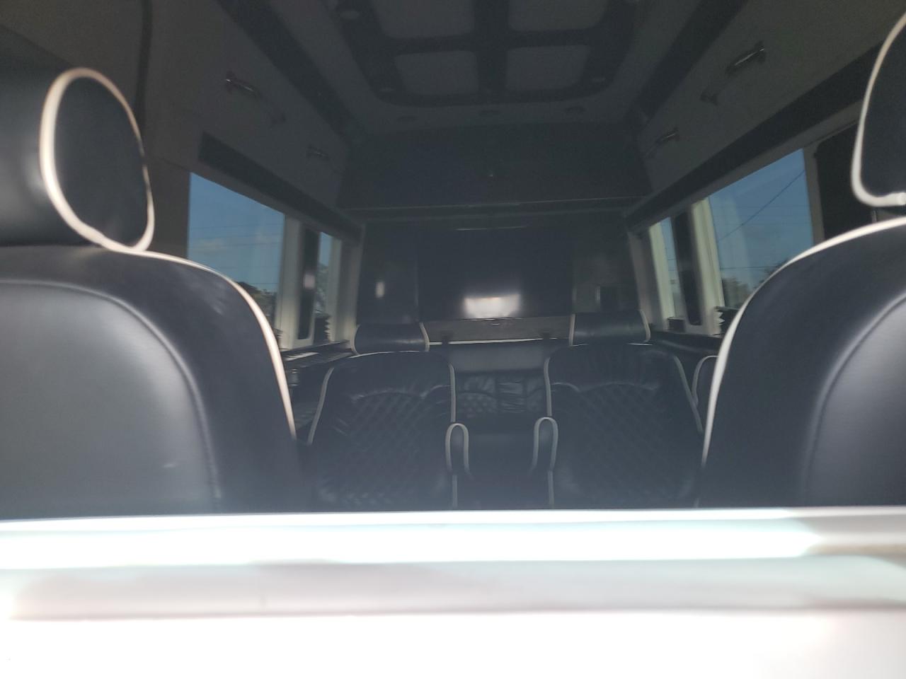 2019 Mercedes-Benz Sprinter - Image 10