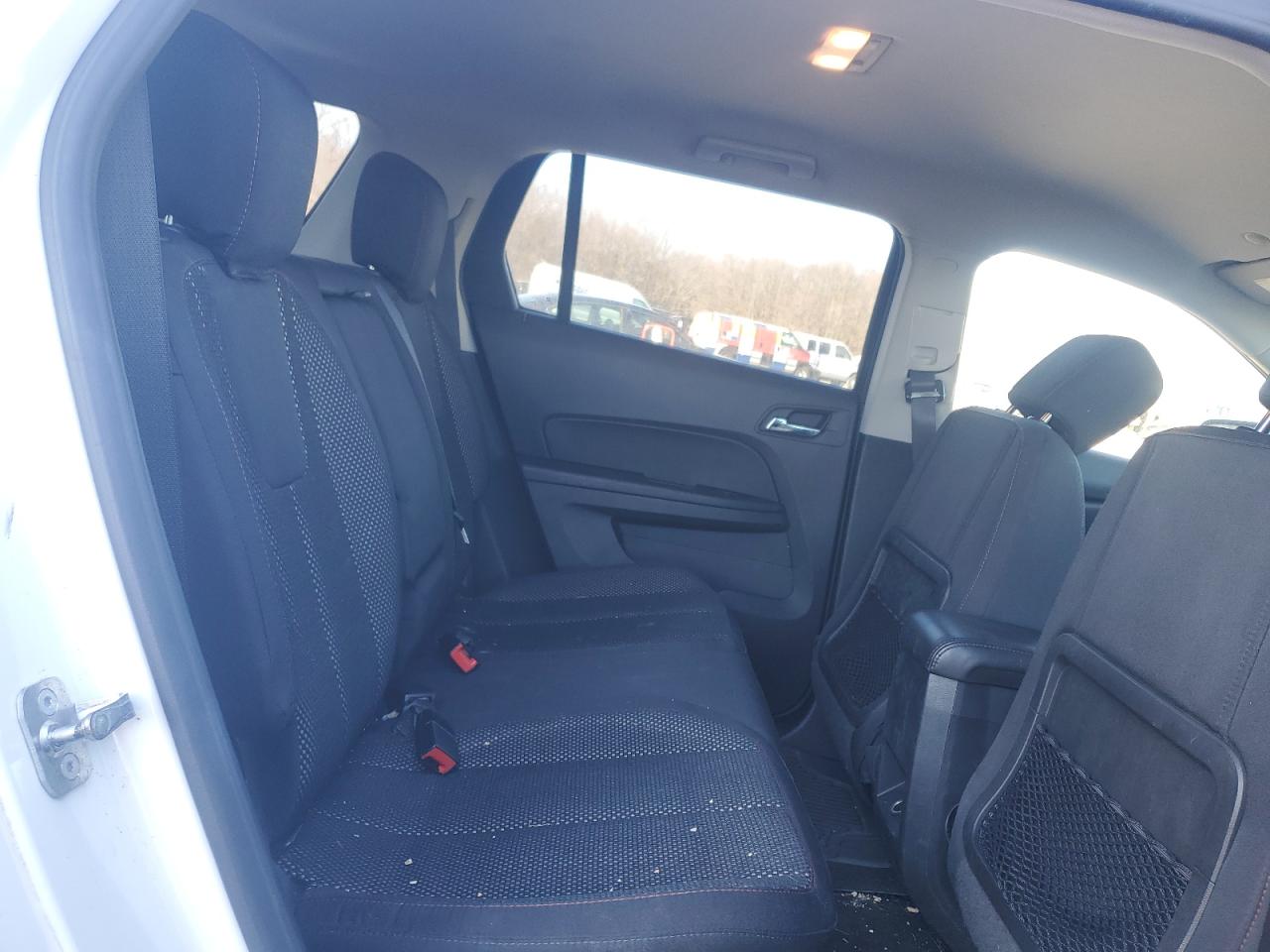 2016 GMC Terrain - Image 11