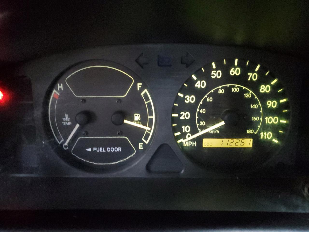 2000 Toyota Corolla - Image 9