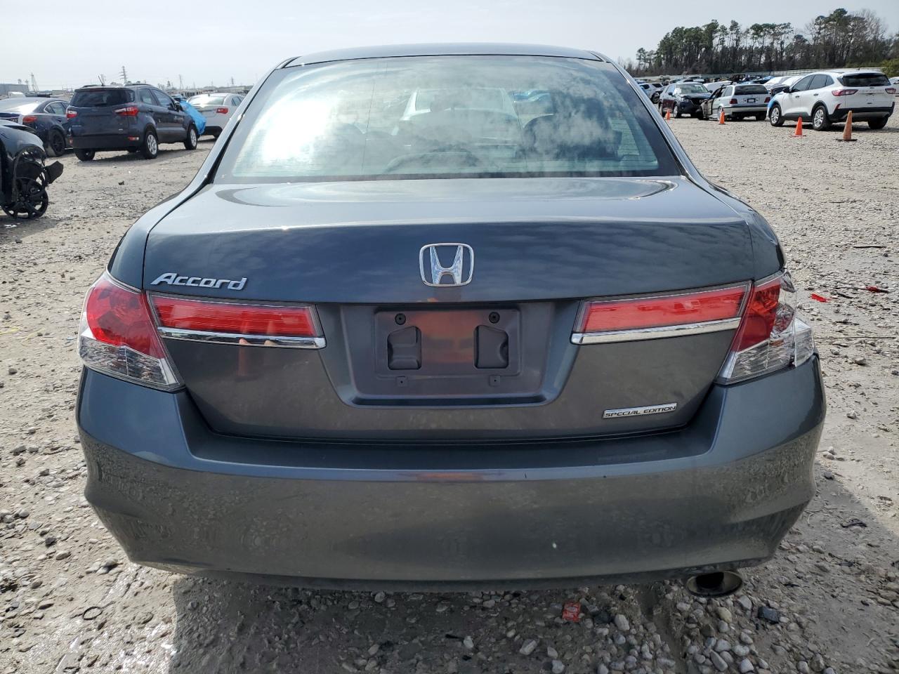 2012 Honda Accord - Image 6