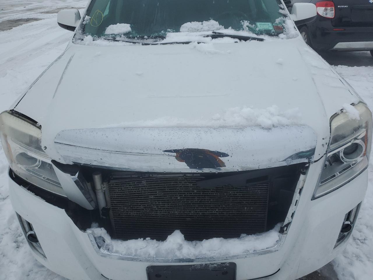 2015 GMC Terrain - Image 12