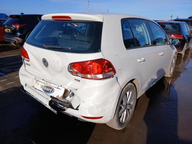 2011 VOLKSWAGEN GOLF MATCH