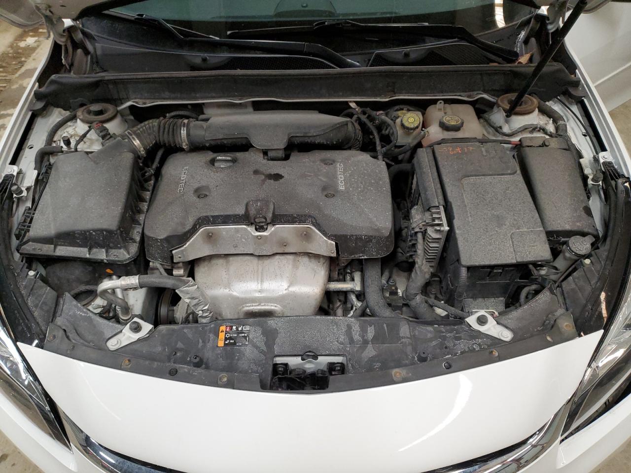 2015 Chevrolet Malibu - Image 11