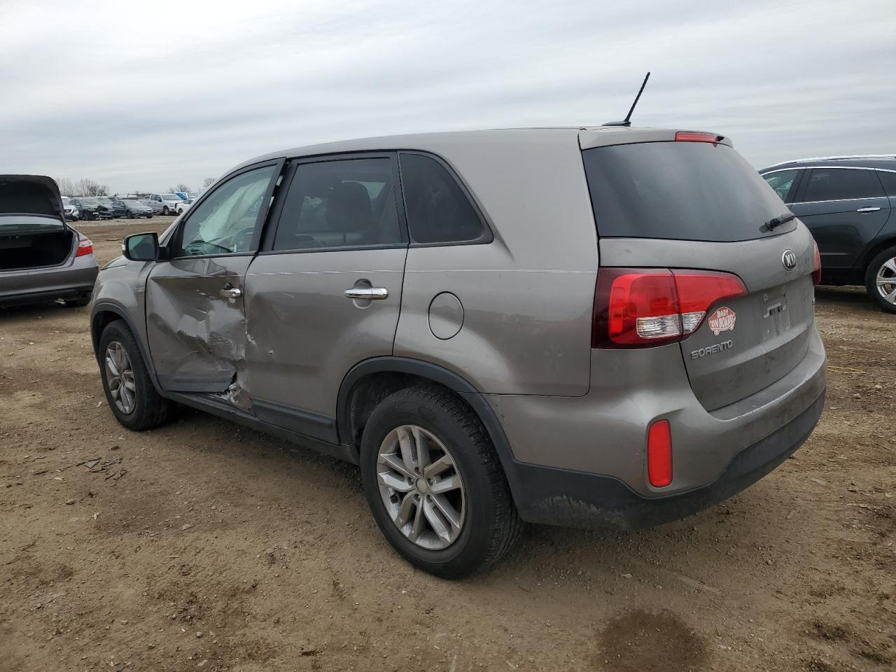2015 Kia Sorento - Image 2