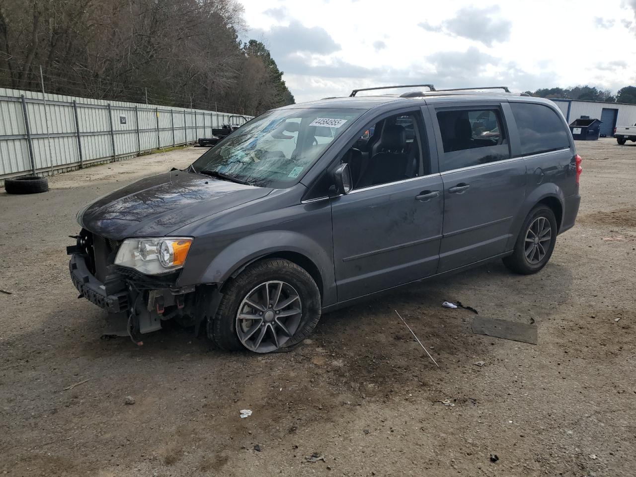 2017 Dodge Caravan - Image 1