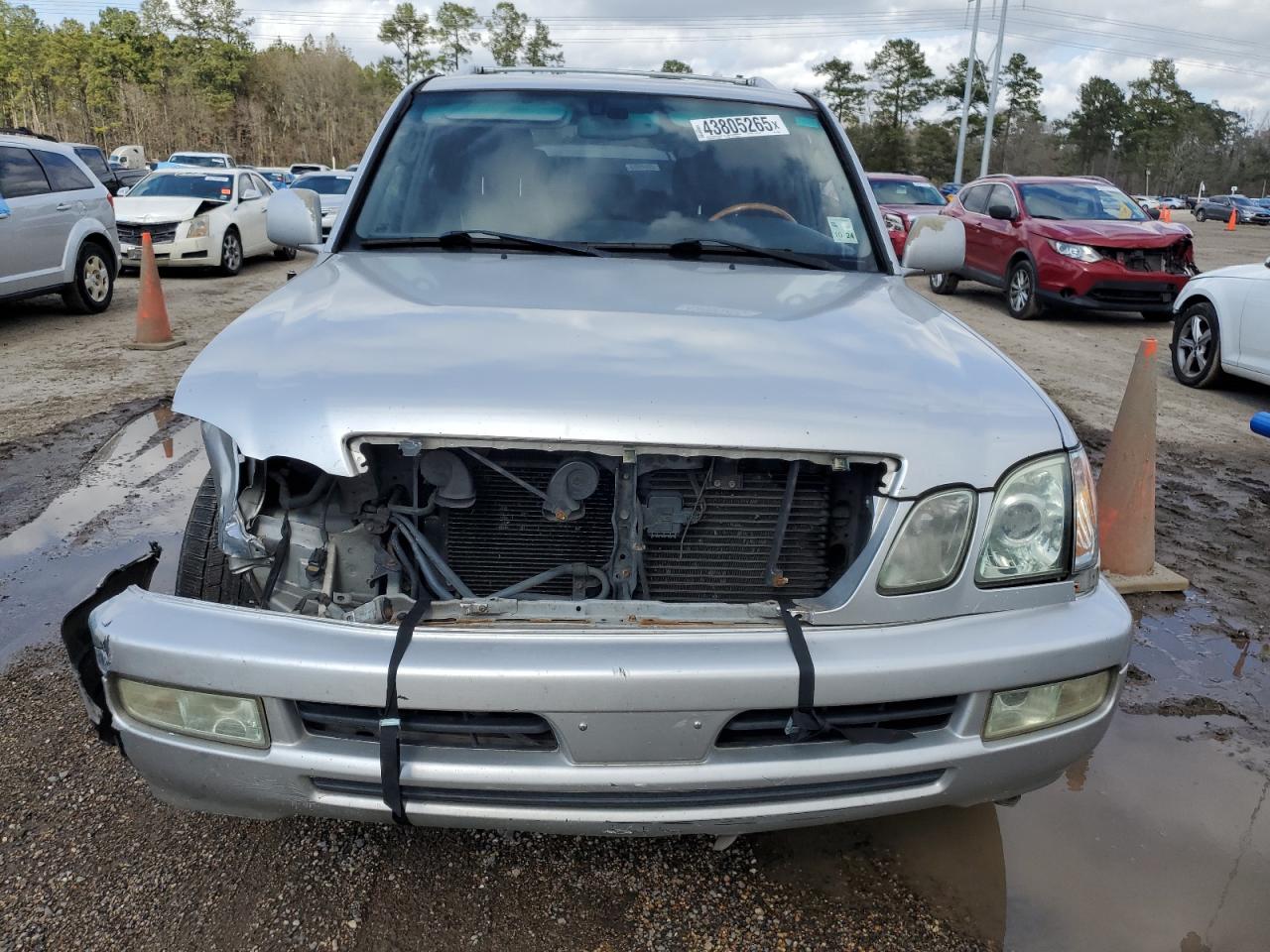 2006 Lexus LX - Image 5