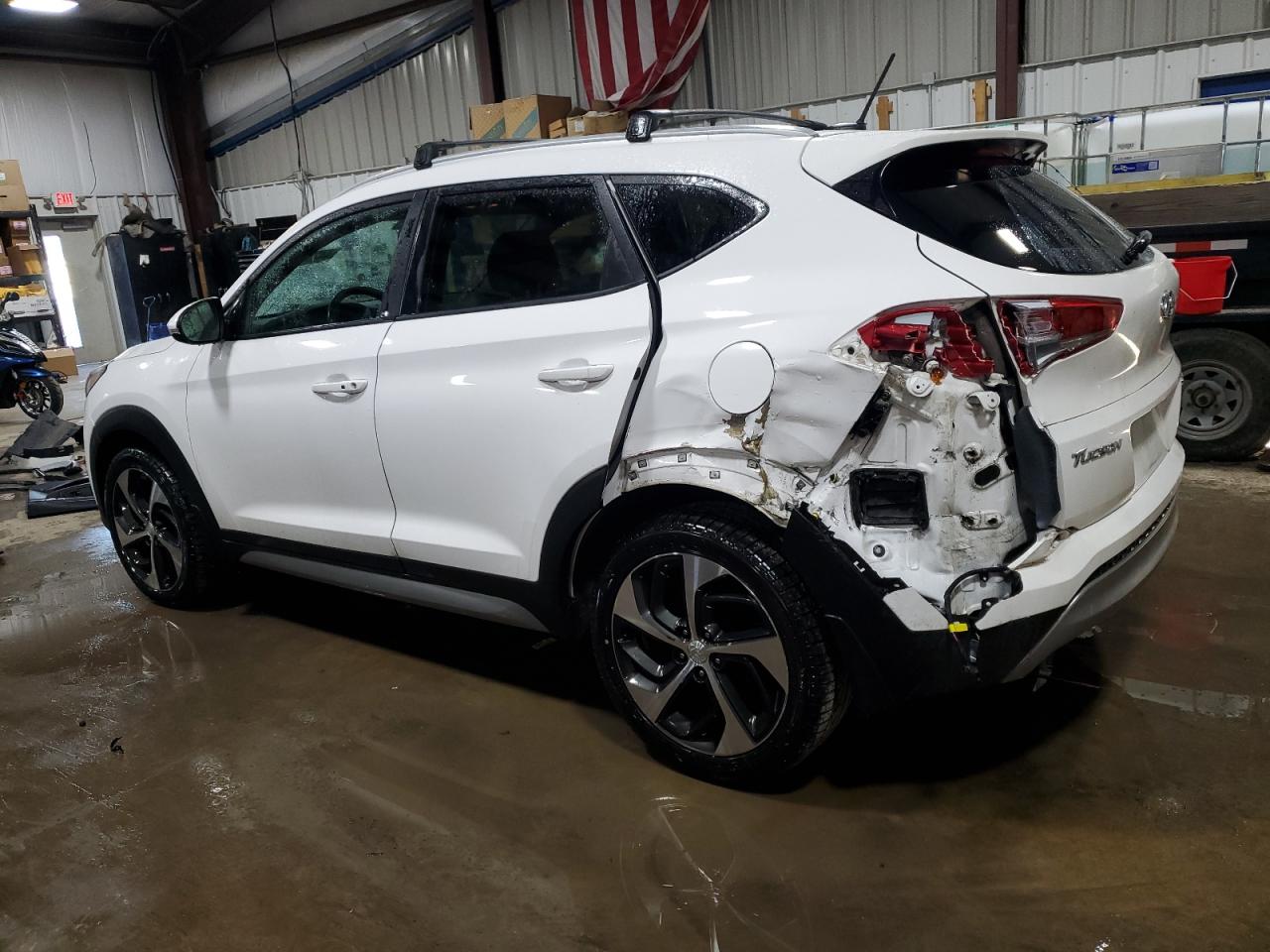 2017 Hyundai Tucson - Image 2