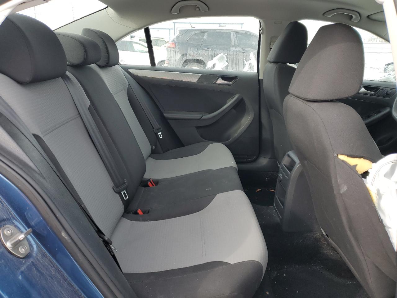 2018 Volkswagen Jetta - Image 10