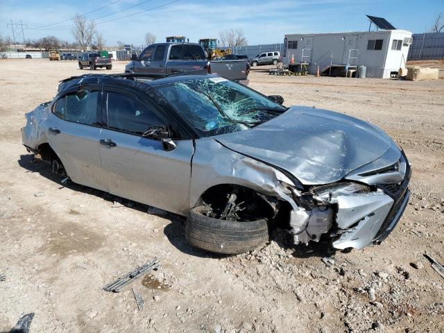  TOYOTA CAMRY 2023 Srebrny