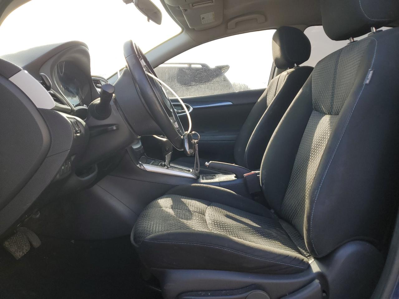 2017 Nissan Sentra - Image 7