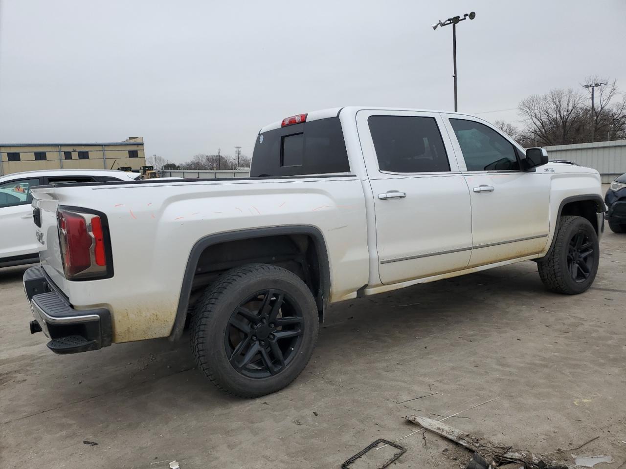 2017 GMC Sierra - Image 3
