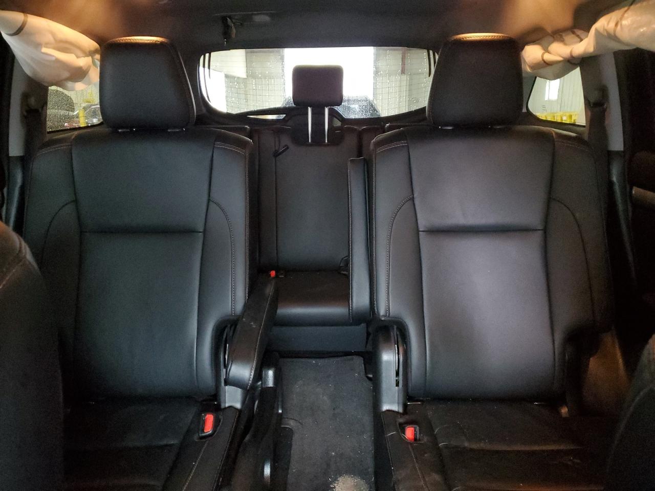 2019 Toyota Highlander - Image 10