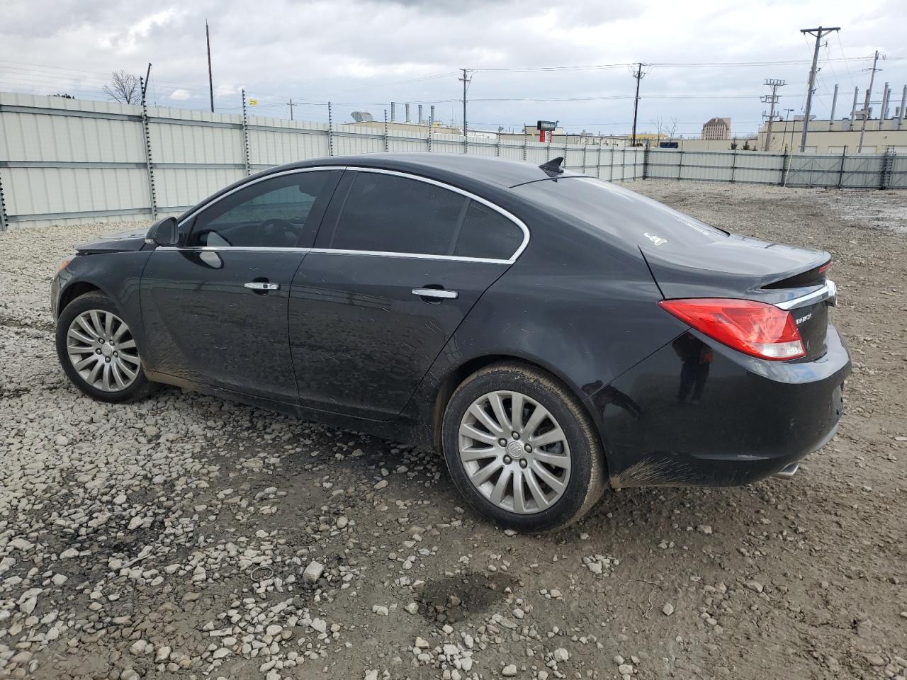 2012 Buick Regal - Image 2